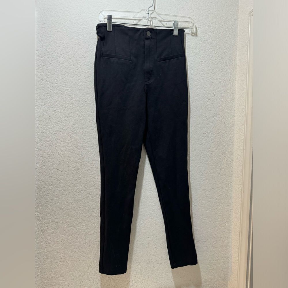Free People Women’s Black Yoga Style Stretch Pants size 2